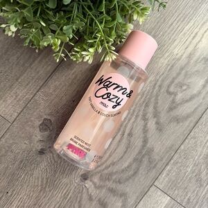 VS‎ Pink Warm & Cozy Spray Polka Dot Bottle